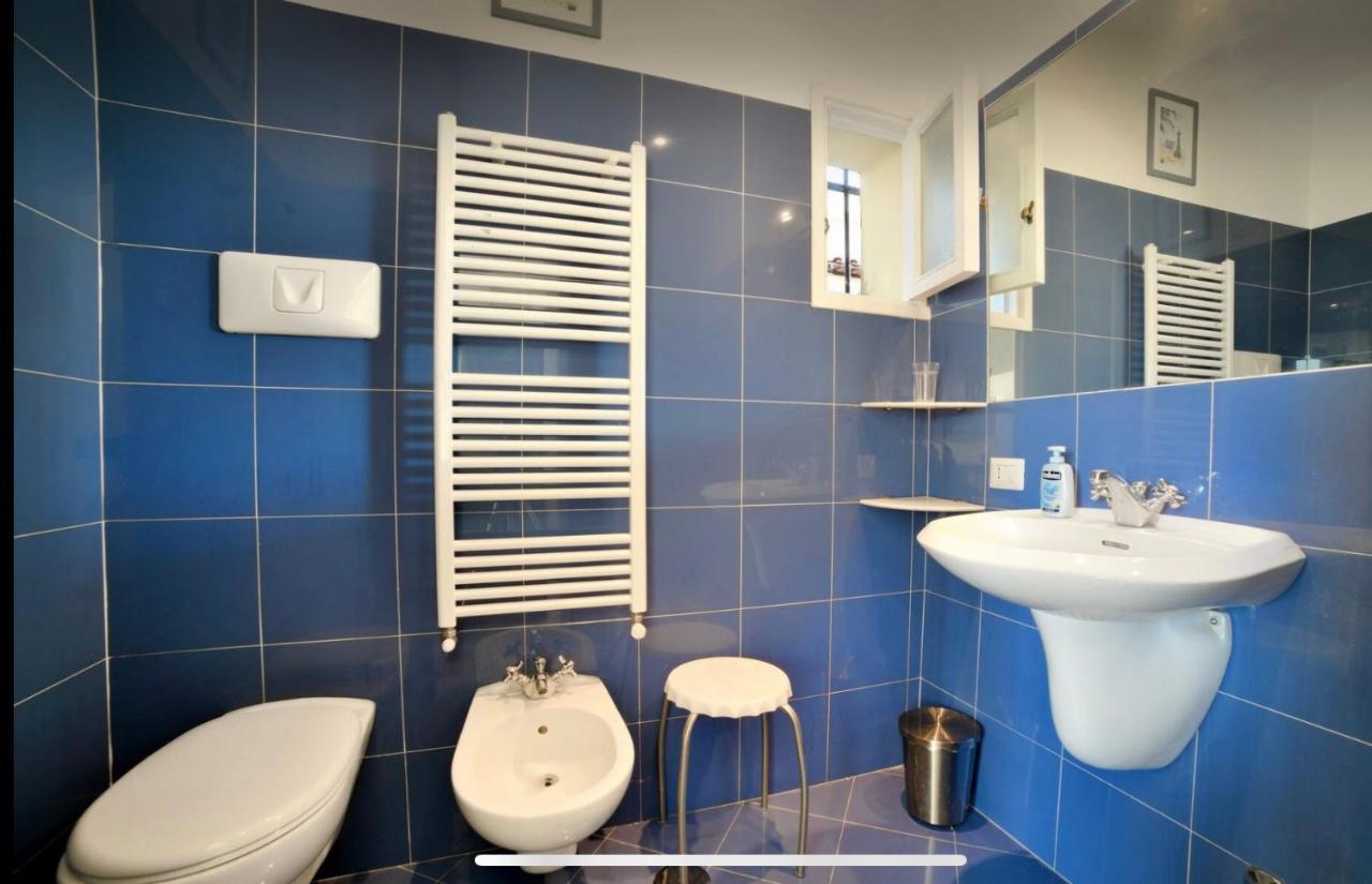 Apartamento Le Terrazze Di Chiaia Nápoles Exterior foto